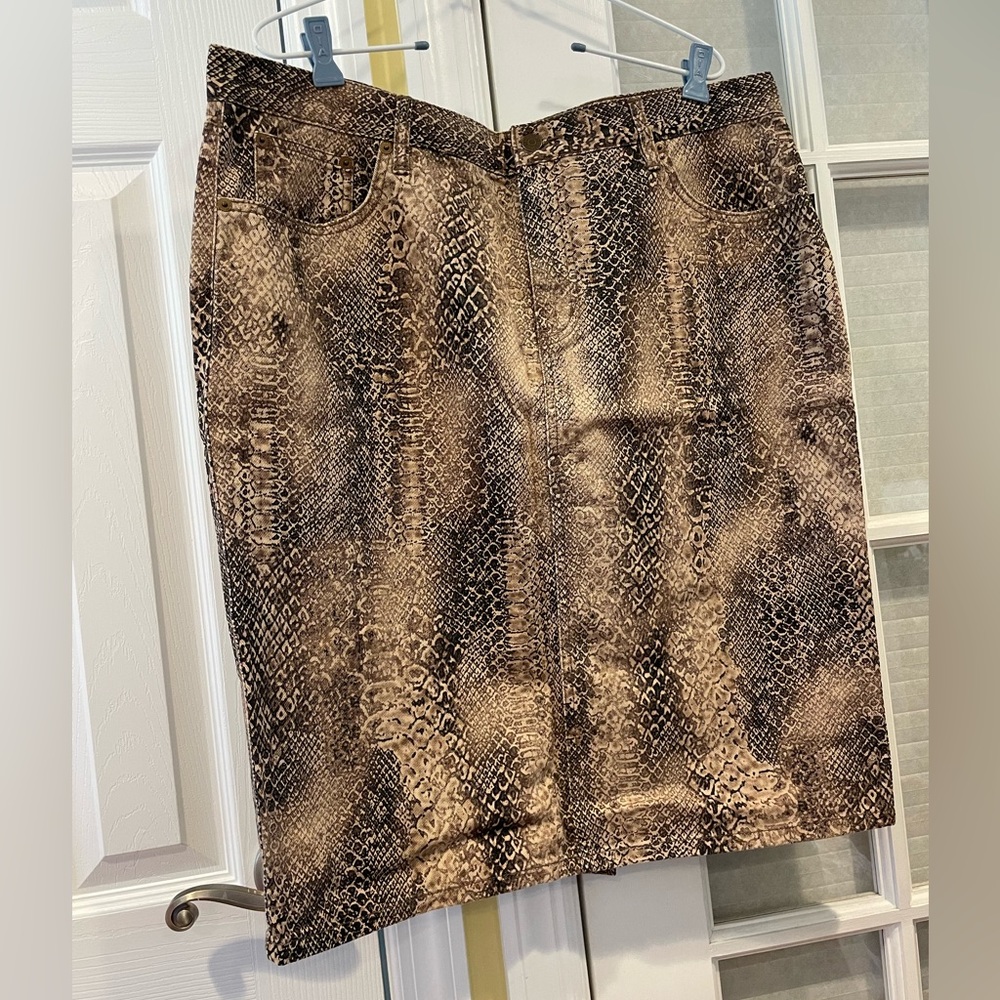Lauren Ralph Lauren snakeskin skirt